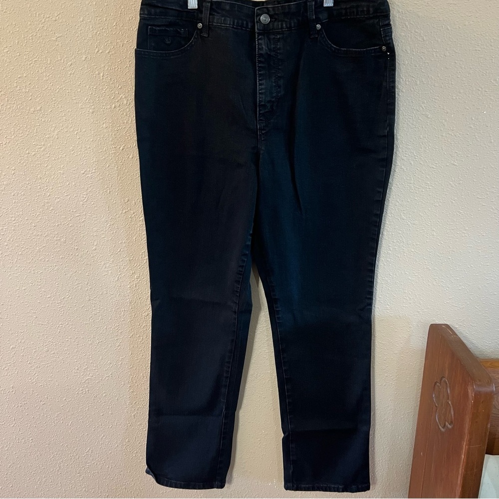 Gloria Vanderbilt Classic Black Women's Jeans Size 16